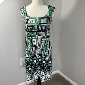 NINE WEST DRESS, SIZE 6, NICE DETAIL, GREAT FOR SPEING, SUMMER, TRAVEL